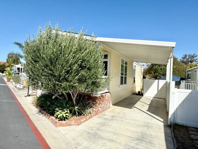 Foto del edificio - 80 Huntington St