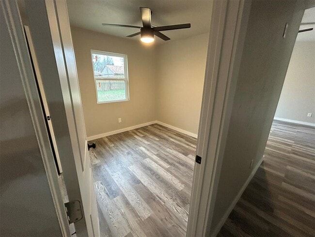 Foto del edificio - 10026 Caton Pl