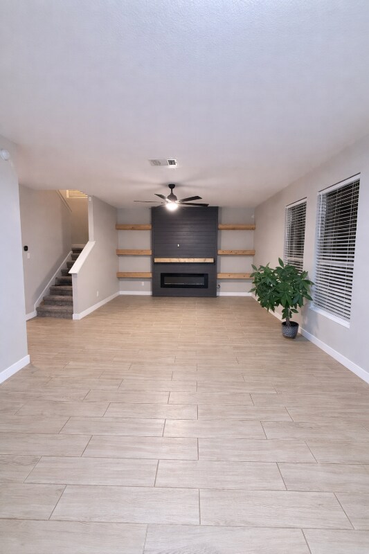 Foto del edificio - 4709 Auburn Dr