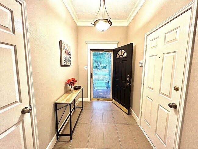 Building Photo - 21106 Rushing Creek Ln