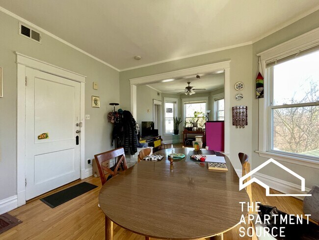 Foto del edificio - 3113 W Wilson Ave