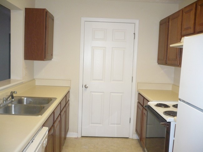 Photo - 6201 Waldrop Pl Townhome