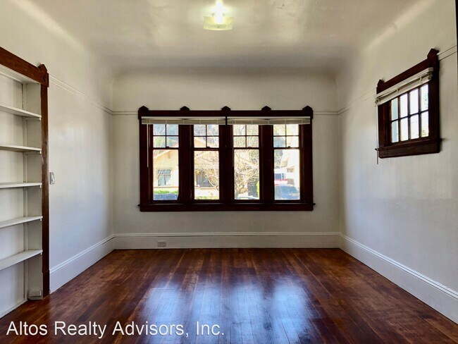 Building Photo - 2 br, 2 bath House - 362 S. 12th Street