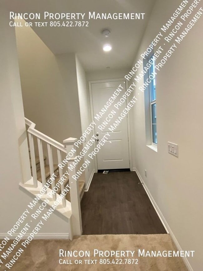 Building Photo - ** $400 OFF ONE MONTH'S RENT!** Harvest at...