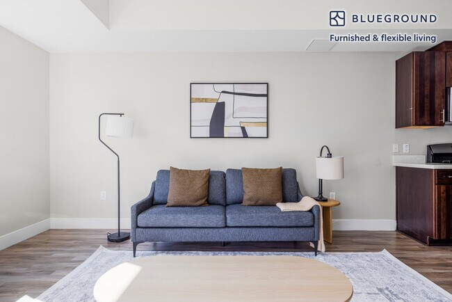 Foto del edificio - 545 San Antonio Rd