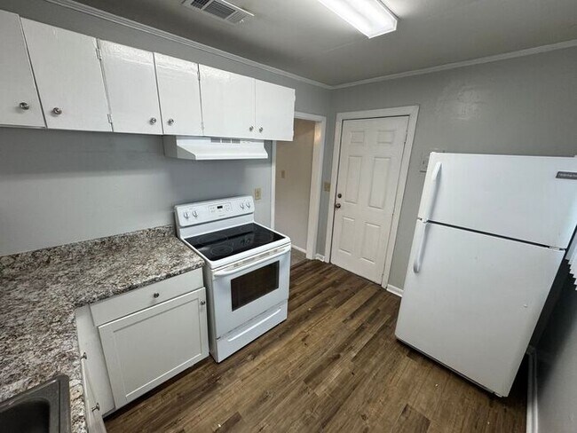Foto del edificio - Cantonment - Pensacola -2 bedroom, 1 bathroom