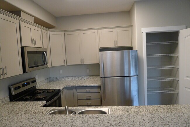 Cocina - 1136 R St