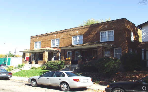 Foto del edificio - 1238-1244 Forsythe Ave