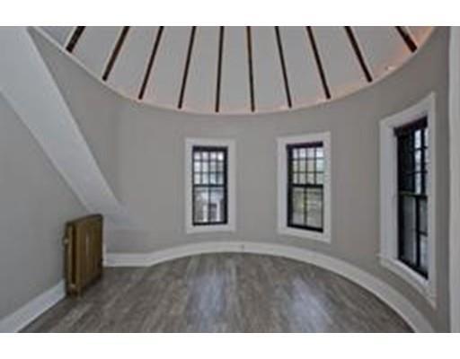 Foto principal - 1139 Dwight St