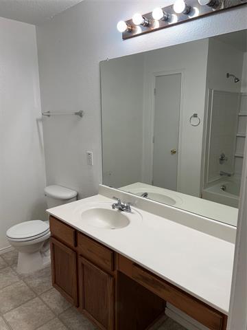 Building Photo - 13717 Canyon Ranch Rd
