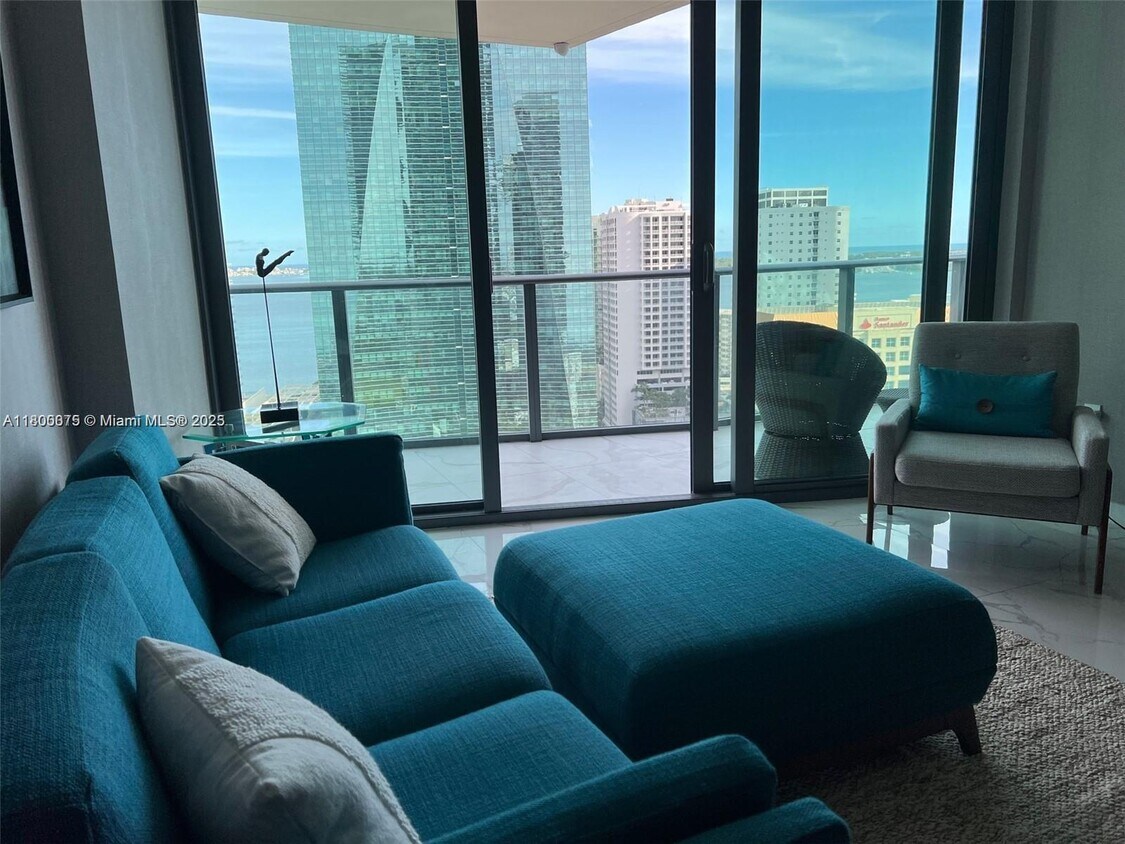 Foto principal - 1300 S Miami Ave