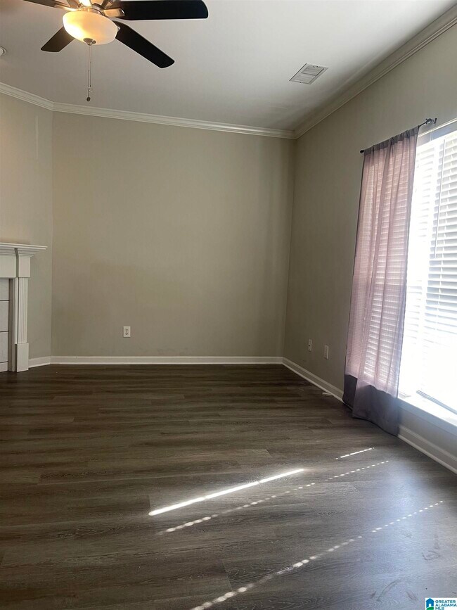 Foto del edificio - 121 Sommersby Cir