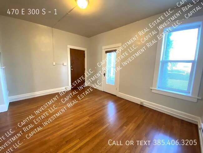 Building Photo - 470 E 300 S
