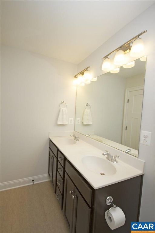 Foto del edificio - 1470 Timberwood Blvd.