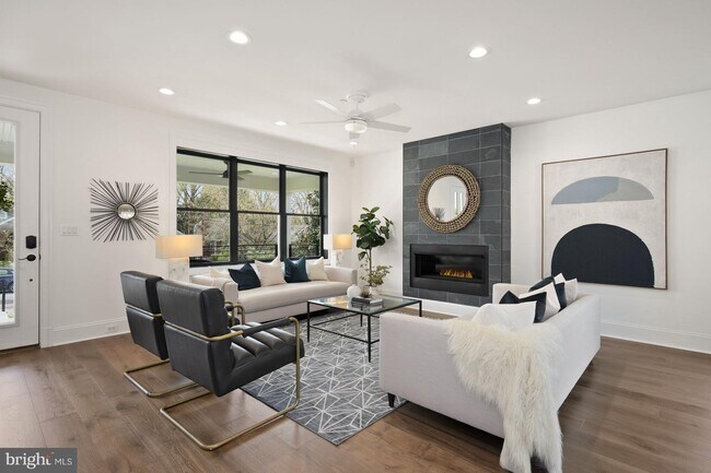Foto del edificio - 4711 Ellicott St NW