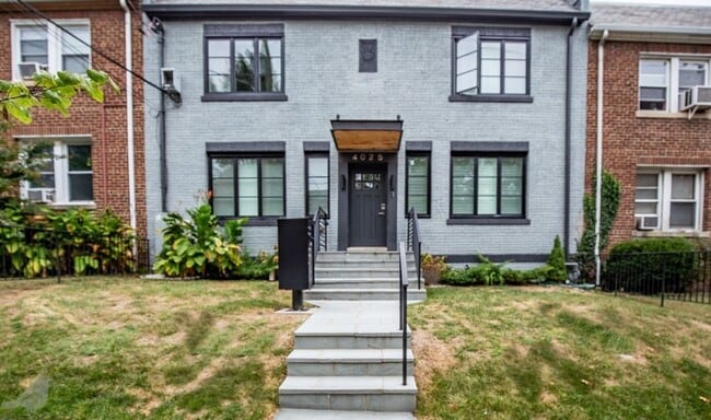 Building Photo - 4025 7th St NE