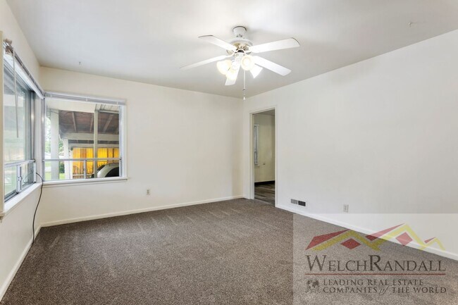 Foto del edificio - 2380 Polk Ave