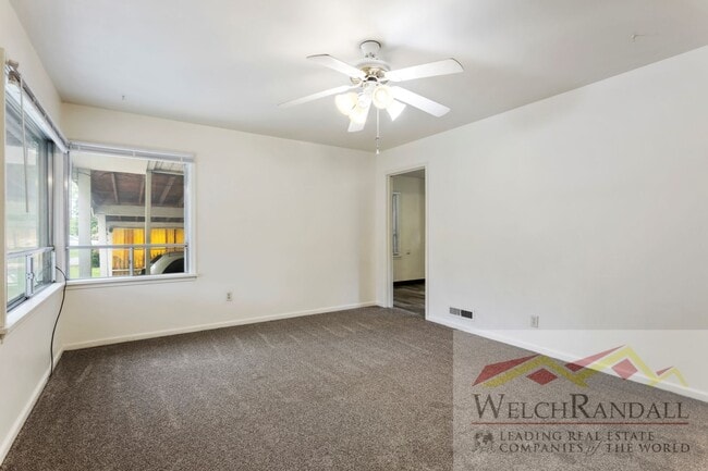 Building Photo - 2380 Polk Ave