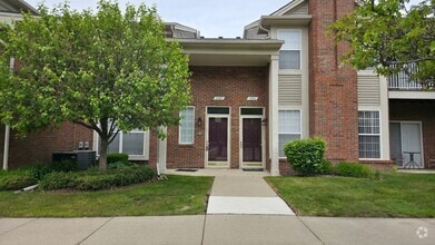 Building Photo - 15337 Yale Dr