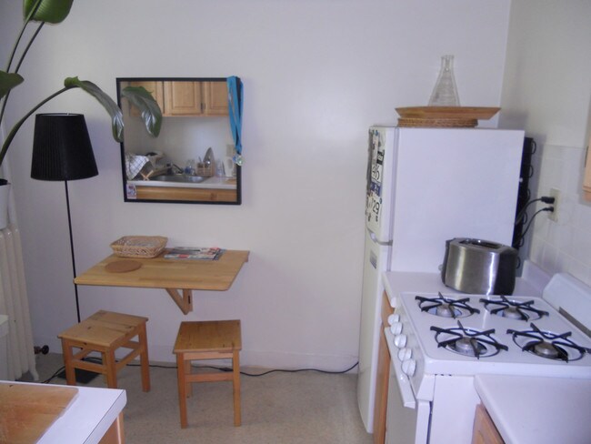 Building Photo - 49 Worthington St