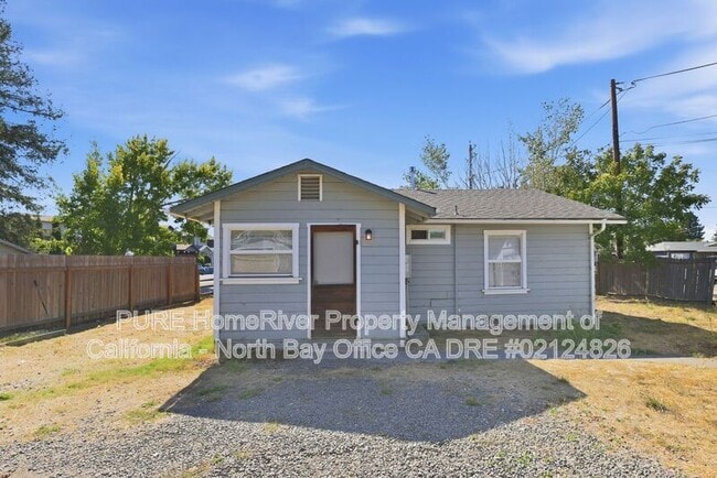 Building Photo - 1230 Clover Dr