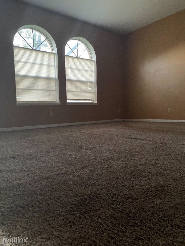 Foto del edificio - 4 br, 2 bath House - 6202 Higgins Dr