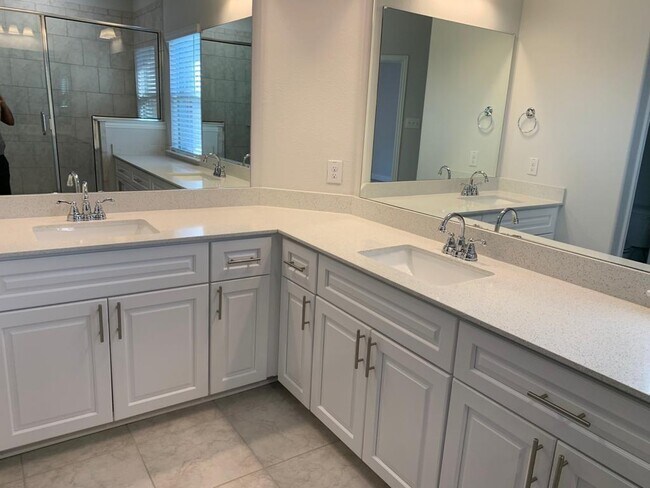 Building Photo - 538 Teton St