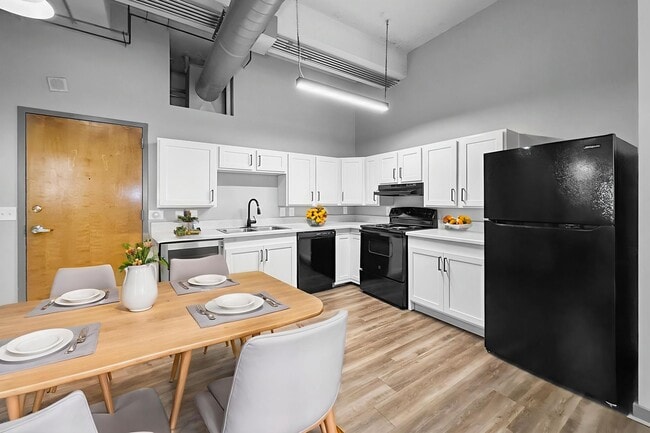 Building Photo - Library Lofts