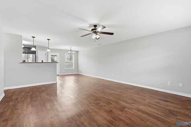 Foto del edificio - 174 Walkers Hill Rd