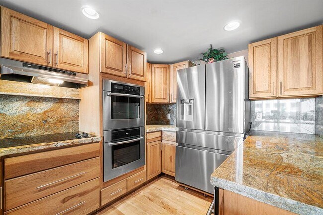 Foto del edificio - 800 SE 20th Ave