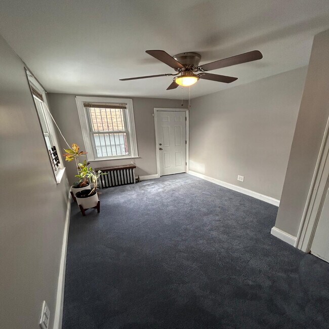 Foto del edificio - 4137 Boyd Ave