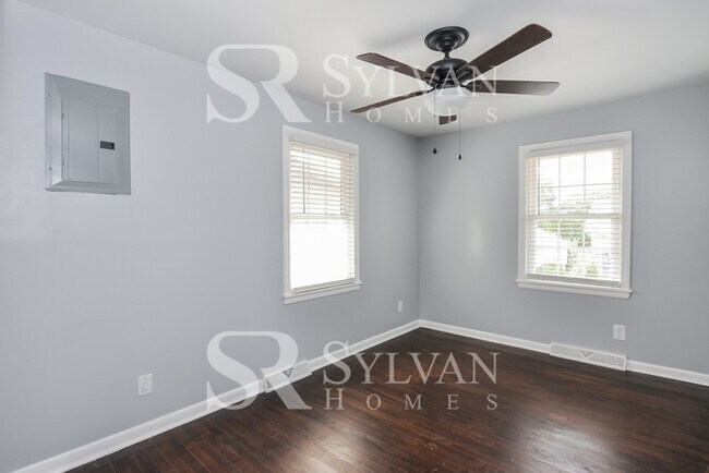 Foto del edificio - Enjoy living the good life in this 3 bedroom, 2.5 bathroom home