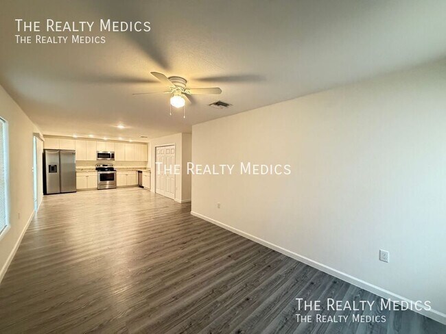Foto del edificio - 15137 SW 61st Ct
