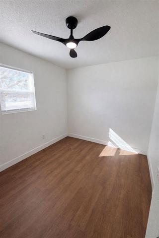 Foto del edificio - 5410 Laguna Dr