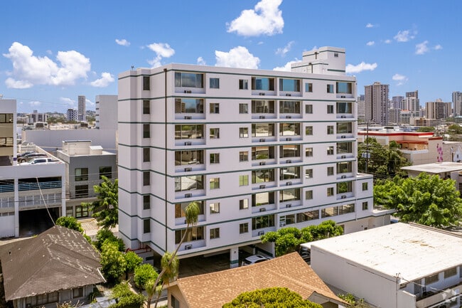 Building Photo - Artesian Vista