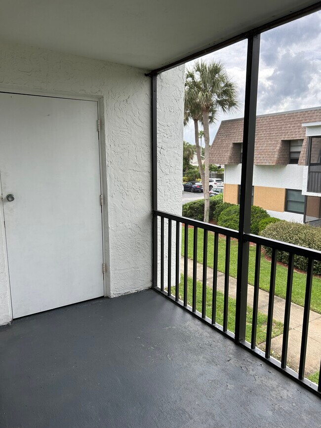 Building Photo - 2700 N Highway A1A