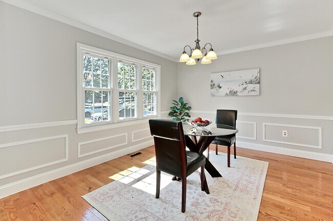 Building Photo - 6572 Flagmaker Ct