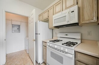 Building Photo - 7107 S Durango Dr