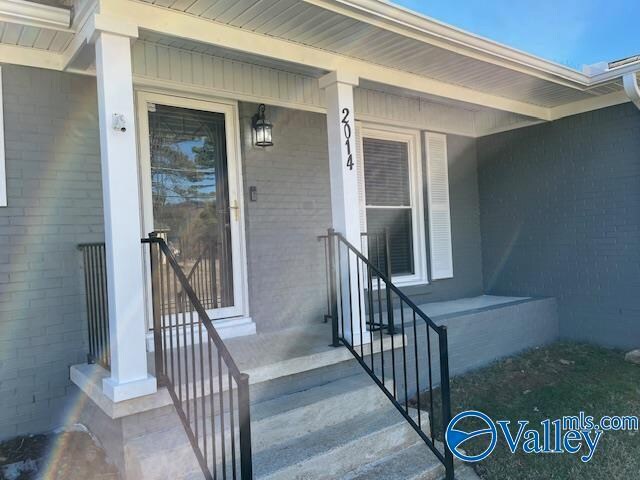 Foto del edificio - 2014 Haynes Ave NE