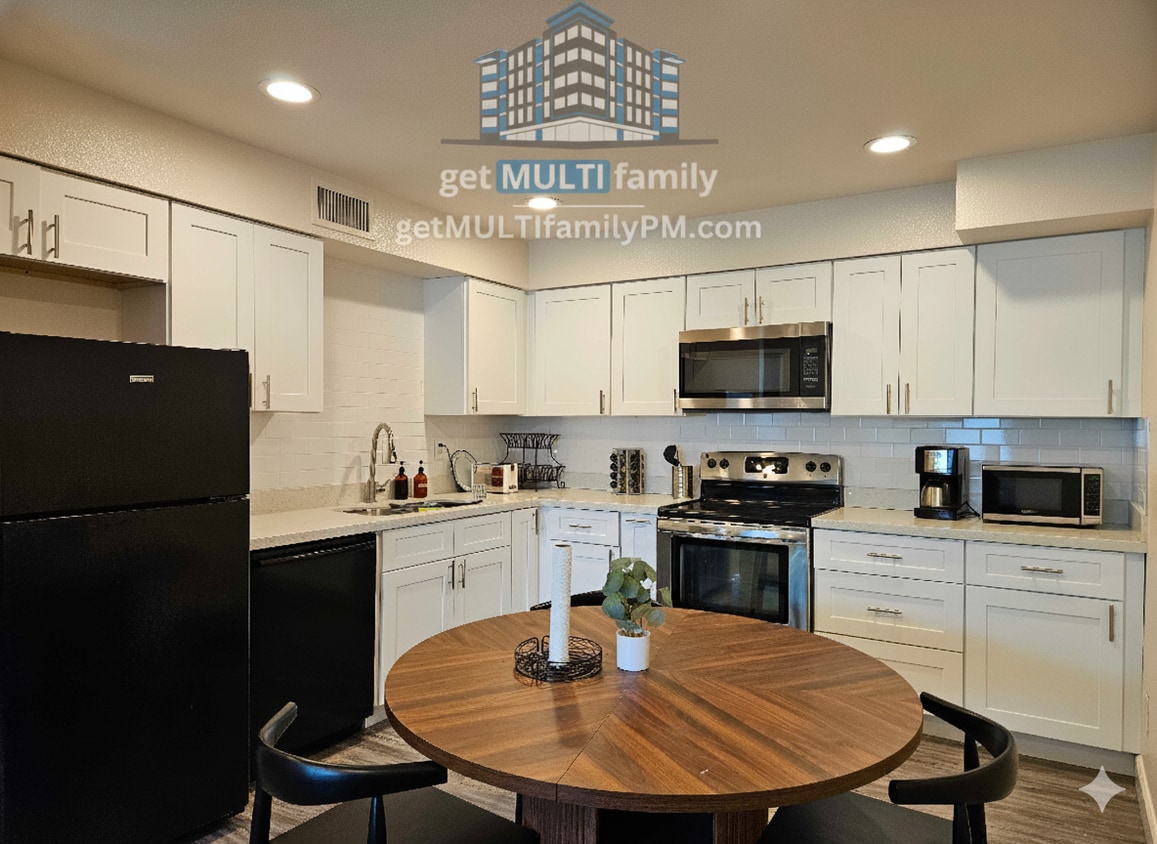 Photo - 515 W Pebble Beach Dr -517