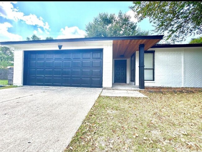 Foto del edificio - 17307 Eden Ct