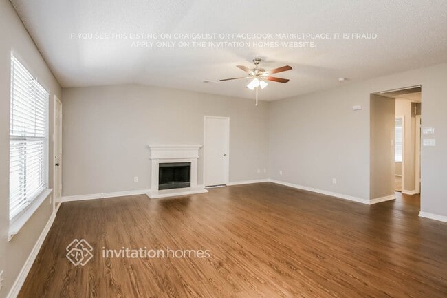 Foto del edificio - 645 Spillway Dr