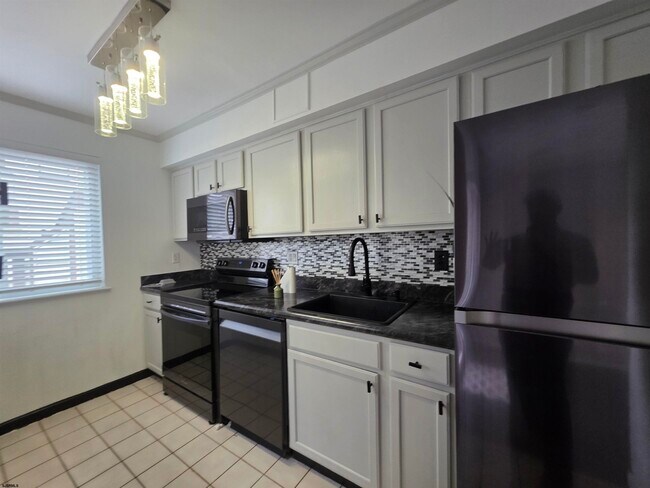 Foto del edificio - 2425 Arbor Ct
