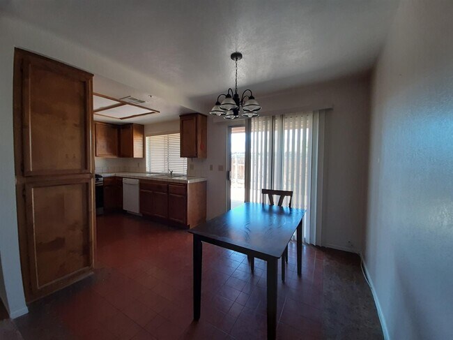 Foto del edificio - 32843 Sunset Rd
