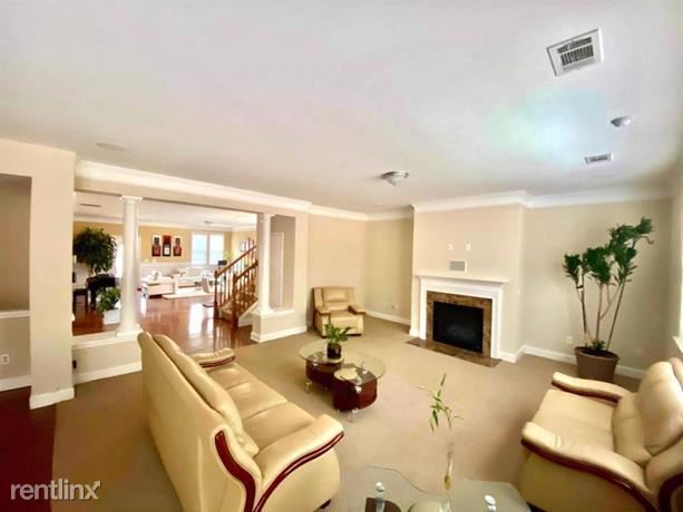 Building Photo - 5 br, 3 bath House - 4319 Alysheba Drive