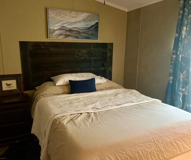 Building Photo - 12545 Louis Dr