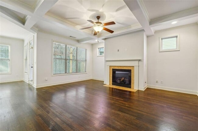 Foto del edificio - 3096 Silver Hill Terrace SE