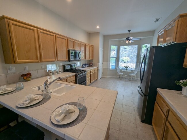 Building Photo - 4087 Coldwater Dr