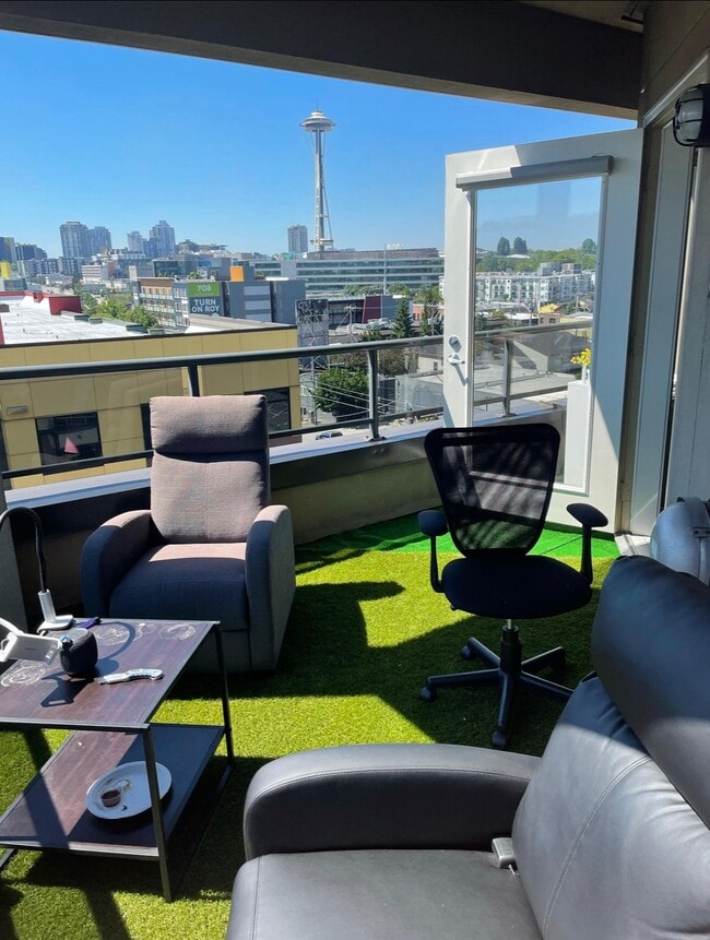 Balcony #1 Views (Space Needle) - 900 Aurora Ave N Apartments