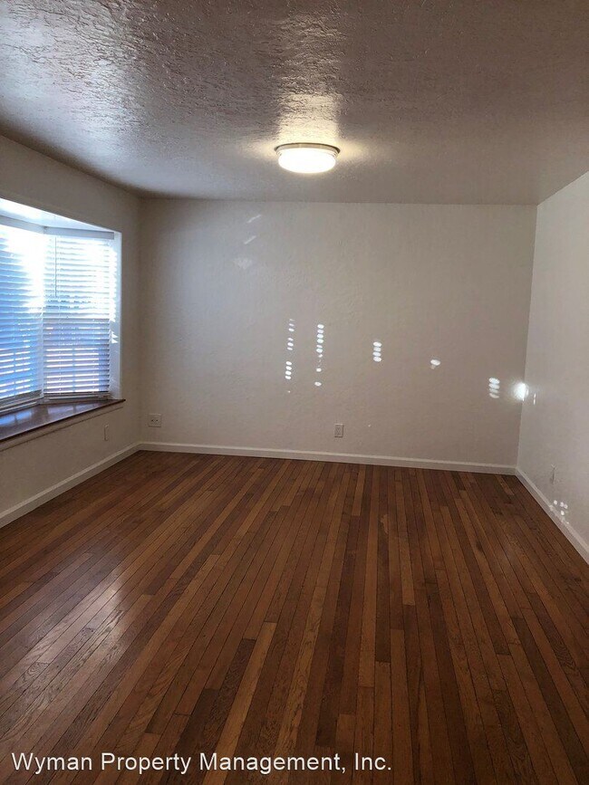 Building Photo - 2 br, 1 bath House - 6 Chelsea Avenue